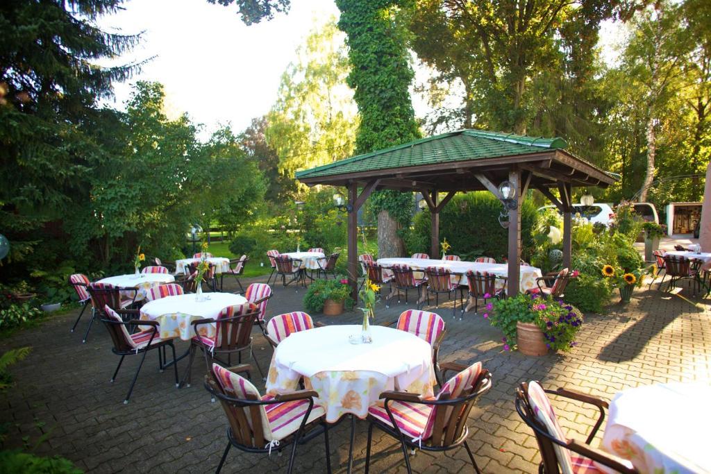 Hotel & Restaurant Dornweiler Hof Illertissen Eksteriør billede
