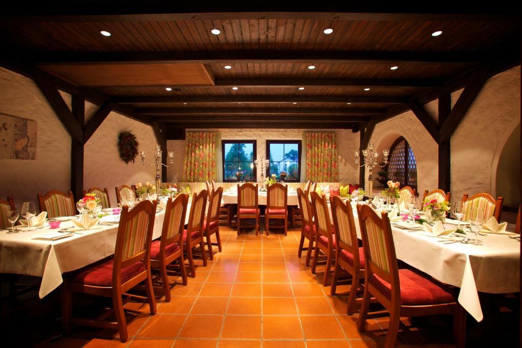 Hotel & Restaurant Dornweiler Hof Illertissen Eksteriør billede