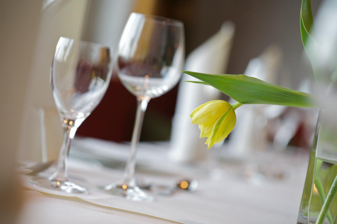 Hotel & Restaurant Dornweiler Hof Illertissen Eksteriør billede